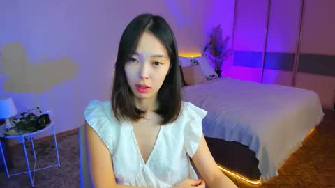 soulharmoonyy online show from October 7, 1:19 pm