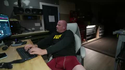 Snapshot of soundfreqnj chatting on October 27, 4:38 am soundfreqnj online show from October 27, 4:38 am