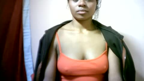 Snapshot of sourayaa chatting on June 25, 5:39 pm sourayaa online show from June 25, 5:39 pm