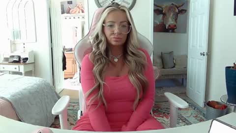 Your Barbii online show from February 13, 5:44 pm