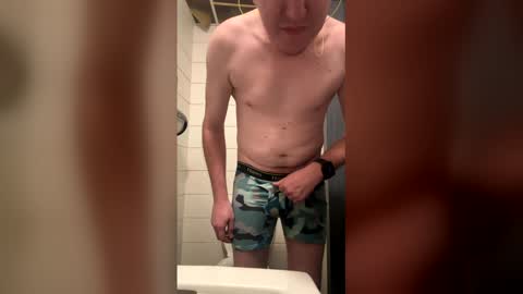 Southernblueyes online show from April 2, 4:37 pm