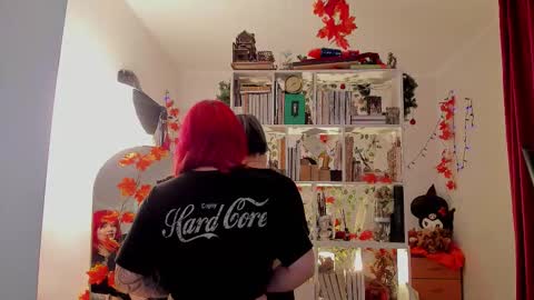 Leah online show from November 6, 1:34 pm