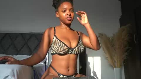 sow_fitt online show from July 8, 12:20 pm