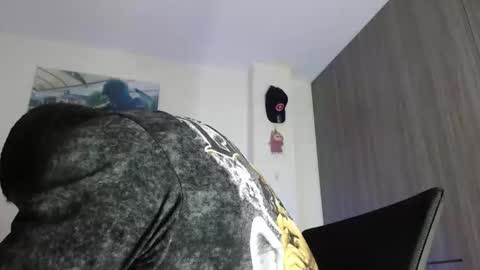 soy_apolo online show from February 10, 2:21 pm