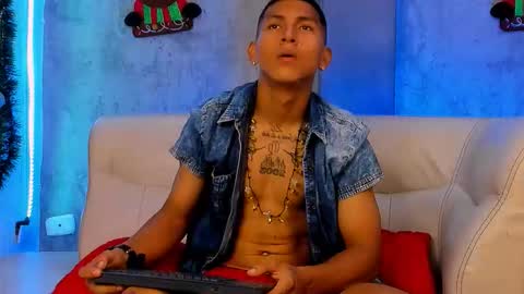 Aron online show from December 22, 7:22 pm