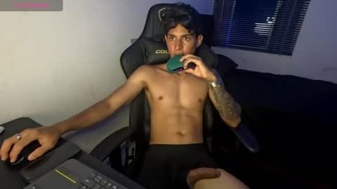 soy_samuel11 online show from June 23, 2:15 pm