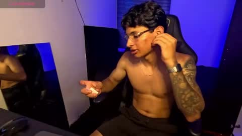 soy_samuel11 online show from June 24, 2:32 am