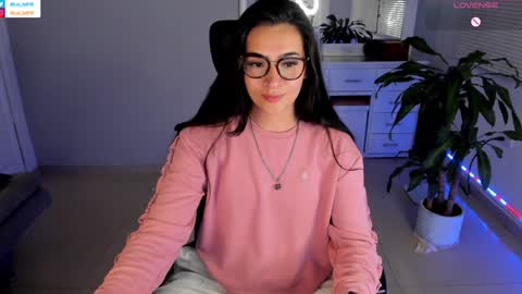 Luisa    online show from January 13, 12:09 am