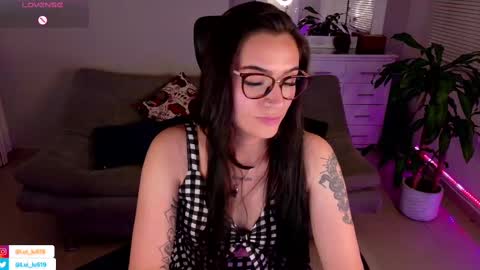 Luisa    online show from February 10, 12:08 am