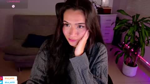 Luisa    online show from February 22, 11:24 pm
