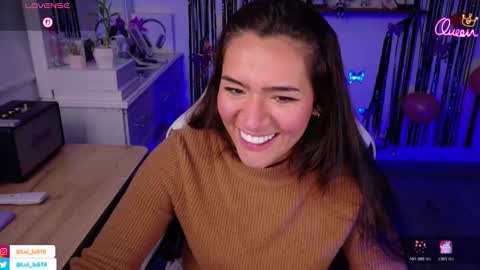 Luisa    online show from March 18, 10:57 pm