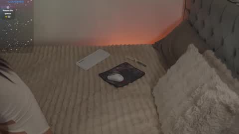 Snapshot of soydenise chatting on February 10, 3:27 pm Denise online show from February 10, 3:27 pm