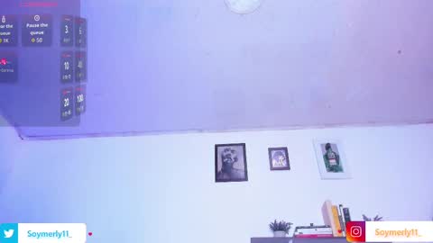 Independent Model Merly online show from October 5, 11:02 pm