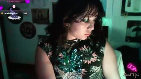 Snapshot of soynanabela chatting on February 19, 11:57 pm Nana Bela online show from February 19, 11:57 pm