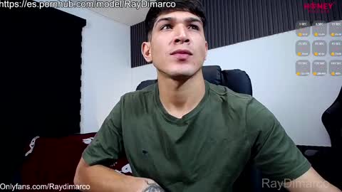 Snapshot of soyraydimarco_ chatting on January 28, 5:22 am RayDimarco independent model online show from January 28, 5:22 am