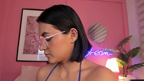 Aleja online show from December 17, 10:44 am