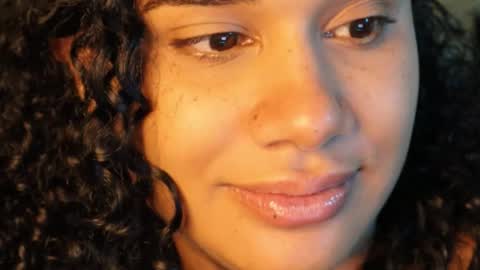 Snapshot of soytropicalfruit chatting on March 2, 5:19 am You want to talk to me more personal follow me in My Channel VIP 50 the discount online show from March 2, 5:19 am