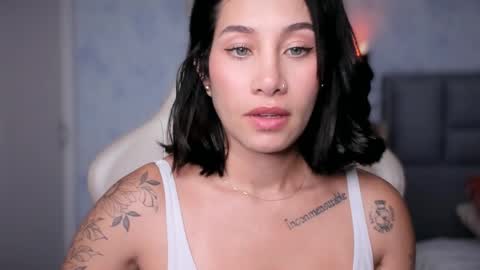 brisa  s online show from November 6, 3:35 pm