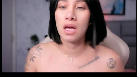 Snapshot of soytulu_ chatting on April 4, 7:11 pm brisa s online show from April 4, 7:11 pm
