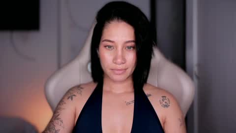 Snapshot of soytulu_ chatting on May 4, 5:20 pm brisa s online show from May 4, 5:20 pm