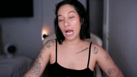 Snapshot of soytulu_ chatting on May 28, 1:41 pm brisa s online show from May 28, 1:41 pm