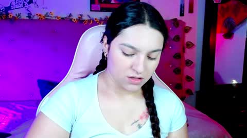 Y U K Y online show from January 31, 7:40 pm