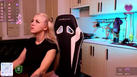 space danger online show from October 8, 7:22 pm