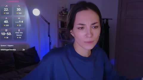 Roxy online show from December 3, 11:13 pm