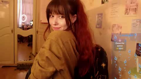 Clary online show from April 8, 1:05 am