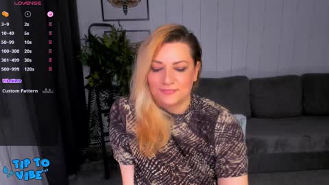 Snapshot of spacyyxjill chatting on January 26, 10:57 pm Jill online show from January 26, 10:57 pm