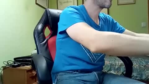 Manu  online show from November 14, 4:17 pm