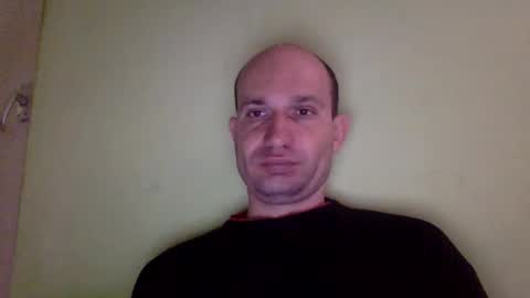 Snapshot of sparei7 chatting on February 12, 11:07 am Snaiky online show from February 12, 11:07 am