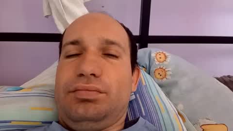 Snapshot of sparei7 chatting on April 12, 9:58 am Snaiky online show from April 12, 9:58 am