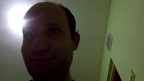 Snapshot of sparei7 chatting on April 13, 10:26 pm Snaiky online show from April 13, 10:26 pm