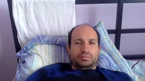 Snapshot of sparei7 chatting on April 18, 10:30 am Snaiky online show from April 18, 10:30 am