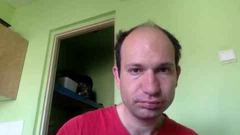 Snapshot of sparei7 chatting on April 22, 9:01 am Snaiky online show from April 22, 9:01 am