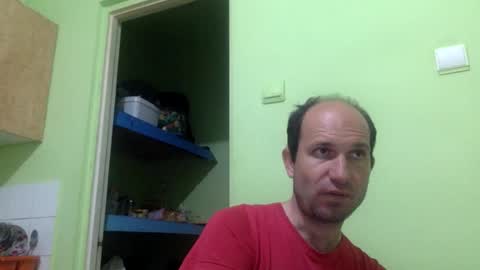 Snapshot of sparei7 chatting on April 23, 10:23 pm Snaiky online show from April 23, 10:23 pm