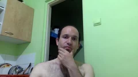 Snapshot of sparei7 chatting on April 30, 9:30 pm Snaiky online show from April 30, 9:30 pm