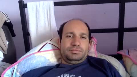 Snapshot of sparei7 chatting on May 3, 10:32 am Snaiky online show from May 3, 10:32 am