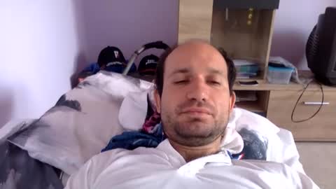 Snapshot of sparei7 chatting on May 13, 1:30 pm Snaiky online show from May 13, 1:30 pm