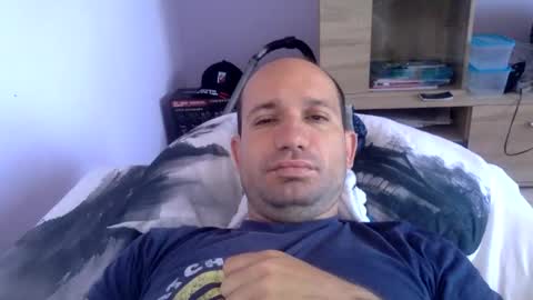 Snapshot of sparei7 chatting on May 18, 9:48 am Snaiky online show from May 18, 9:48 am