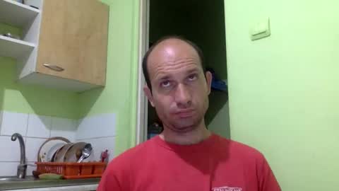Snapshot of sparei7 chatting on June 10, 10:30 pm Snaiky online show from June 10, 10:30 pm