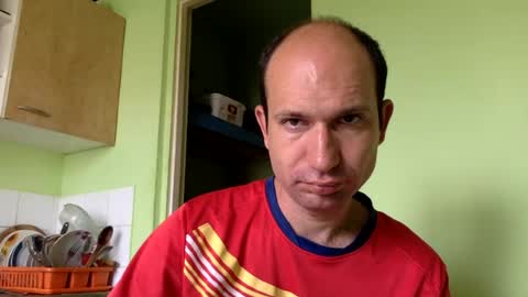 Snapshot of sparei7 chatting on June 22, 10:56 am Snaiky online show from June 22, 10:56 am