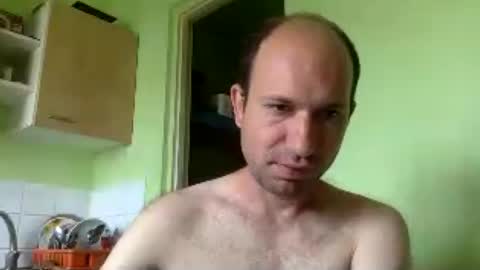 Snapshot of sparei7 chatting on June 24, 11:31 am Snaiky online show from June 24, 11:31 am