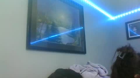Snapshot of sparklelove69 chatting on May 10, 9:58 am Scottietee online show from May 10, 9:58 am