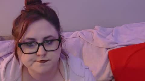 Snapshot of sparklelove69 chatting on May 16, 6:54 am Scottietee online show from May 16, 6:54 am