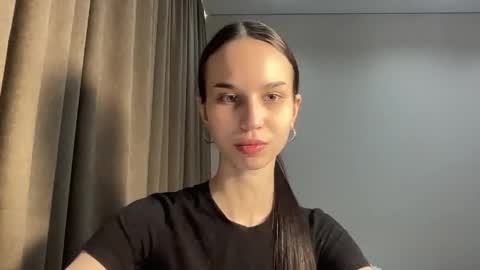 Snapshot of sparkmuse chatting on April 3, 8:51 pm Christina online show from April 3, 8:51 pm