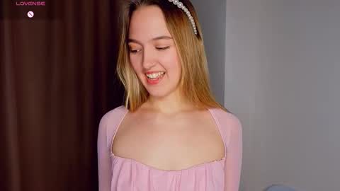 Mary online show from February 10, 7:40 pm