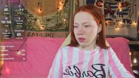 Snapshot of sparky_fox chatting on April 13, 12:16 am Nika online show from April 13, 12:16 am