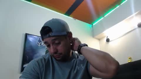     online show from September 26, 7:12 am